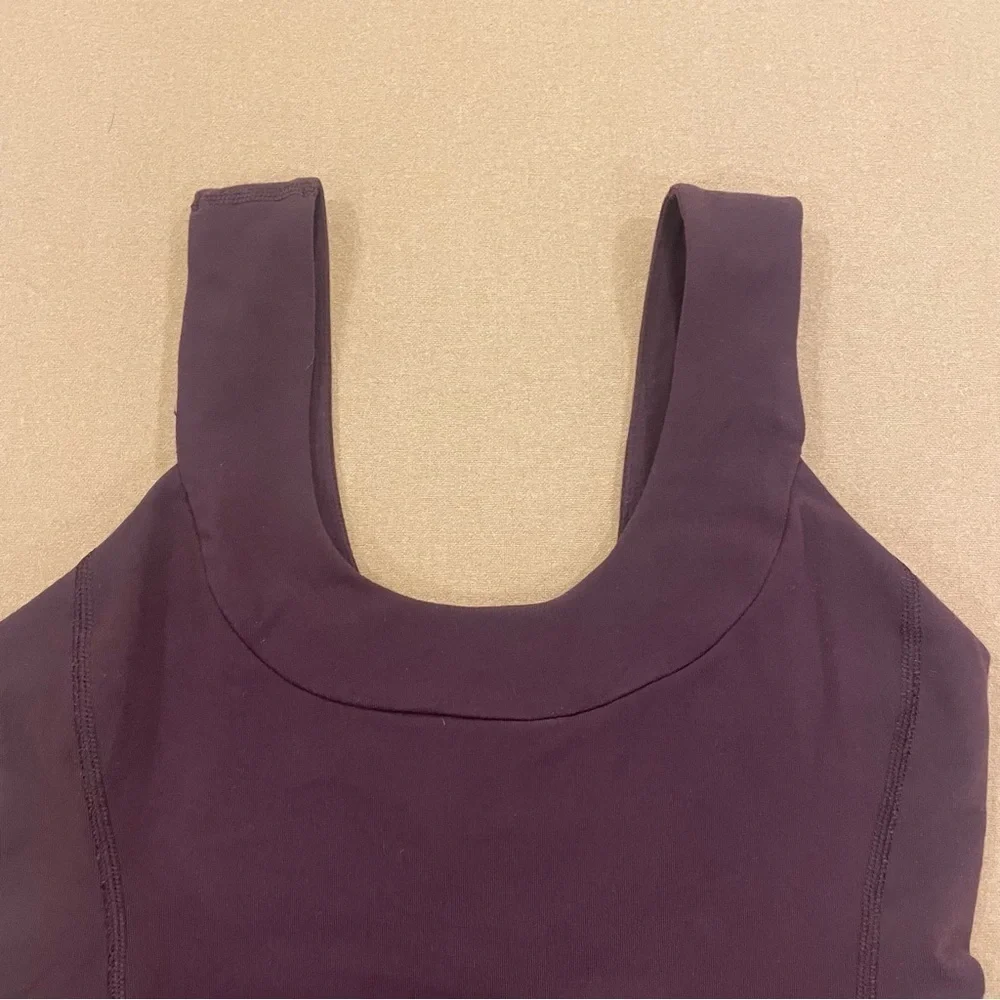 Women’s lululemon Tank Size 6